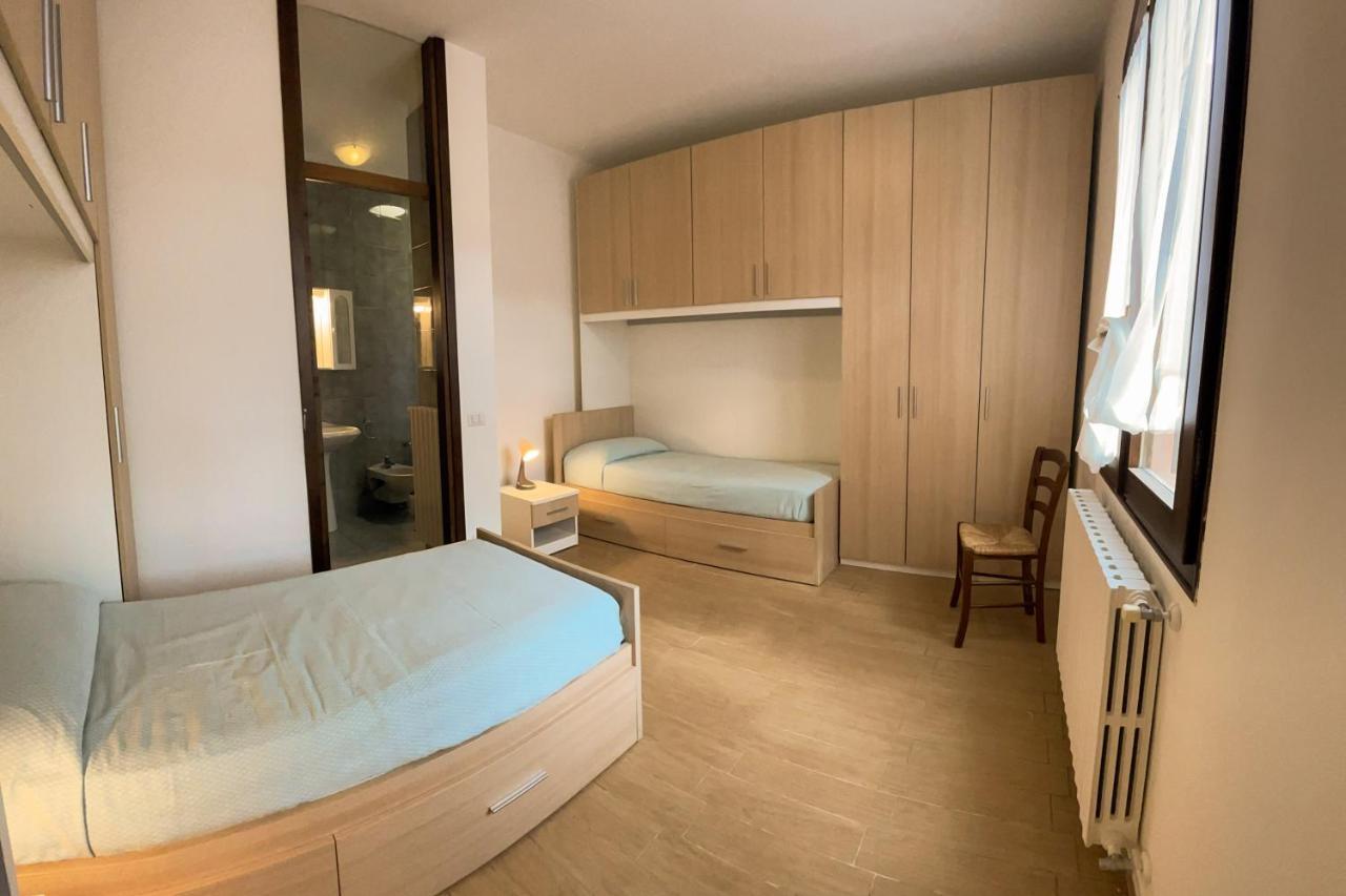 Villa Ambra B&B Siviglia Vermezzo エクステリア 写真